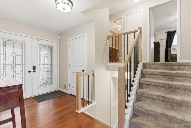 3438 Harmony Drive, Troy, MI 48083