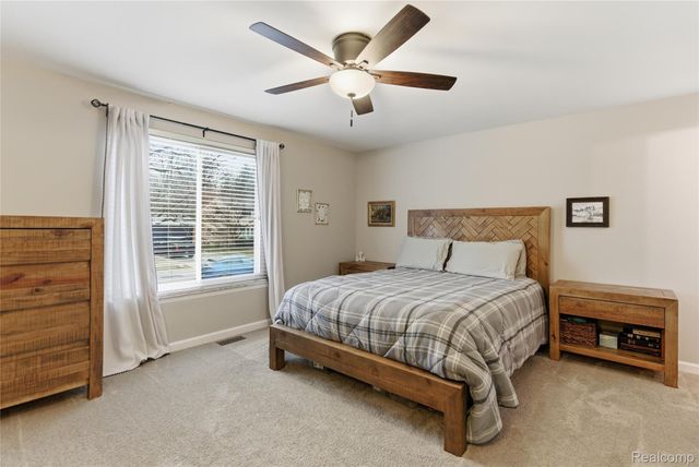 3438 Harmony Drive, Troy, MI 48083