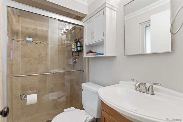 3438 Harmony Drive, Troy, MI 48083