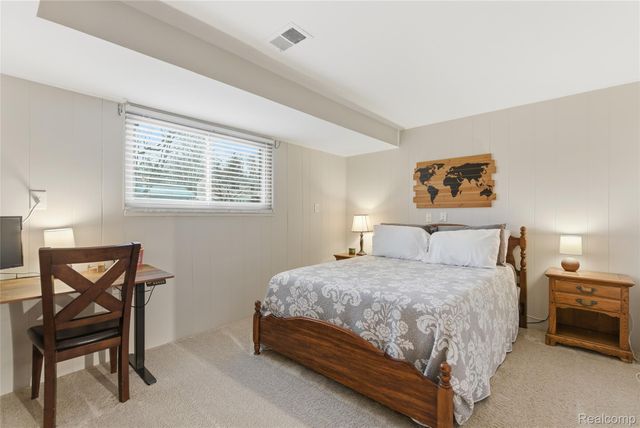 3438 Harmony Drive, Troy, MI 48083