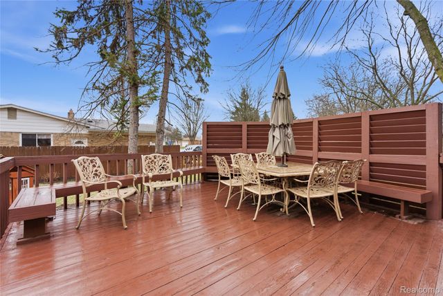 3438 Harmony Drive, Troy, MI 48083