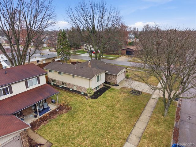 3438 Harmony Drive, Troy, MI 48083