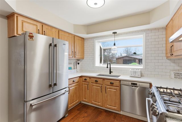 3438 Harmony Drive, Troy, MI 48083