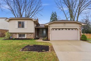 3438 Harmony Drive, Troy, MI 48083