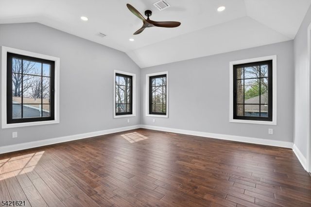 1345 Overhill St, Westfield Town, NJ 07090