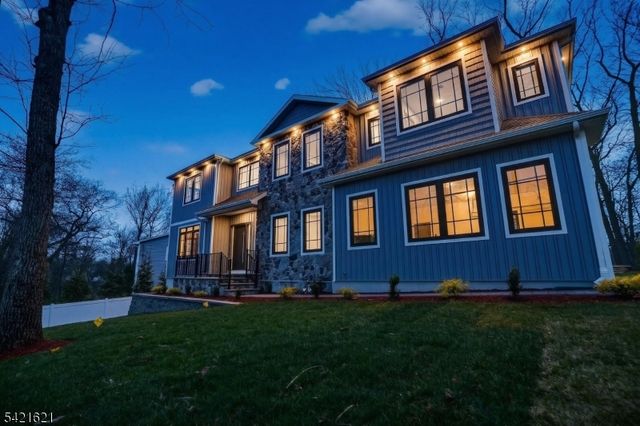 1345 Overhill St, Westfield Town, NJ 07090