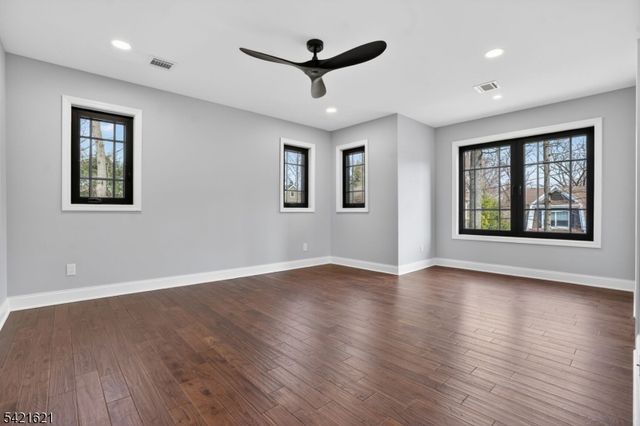 1345 Overhill St, Westfield Town, NJ 07090