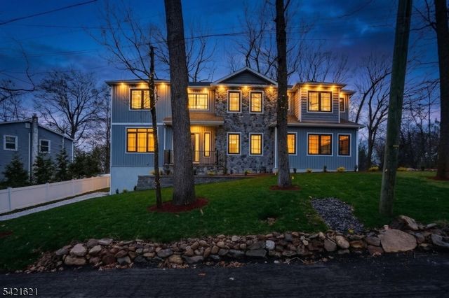 1345 Overhill St, Westfield Town, NJ 07090