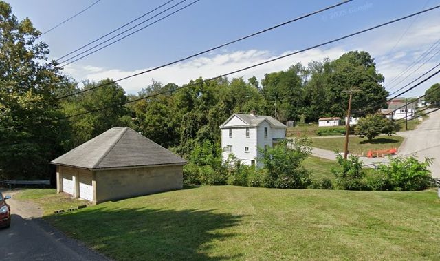 897 Spruce St, East Rochester, PA 15074