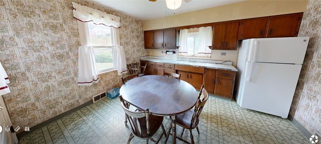 897 Spruce St, East Rochester, PA 15074