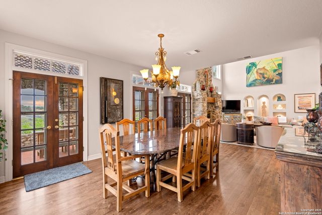 5229 Hupedo Ranch, Spicewood, TX 78669