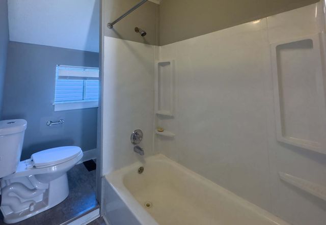 1120 E Kossuth Street, Columbus, OH 43206