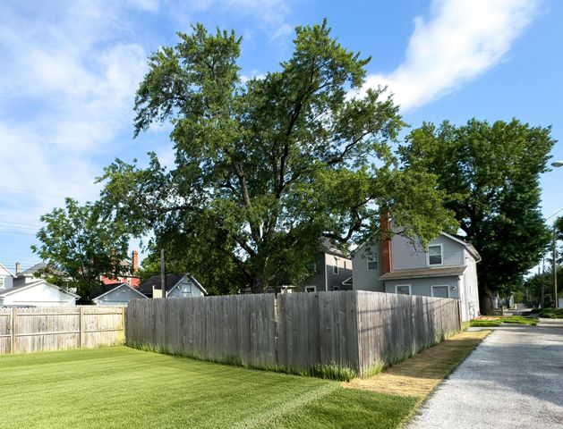 1120 E Kossuth Street, Columbus, OH 43206
