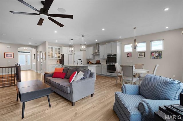 2 Spinney Bough Court, Wentzville, MO 63385