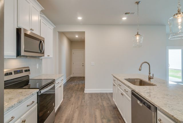 2528 Elmcroft Ave, Murfreesboro, TN 37128