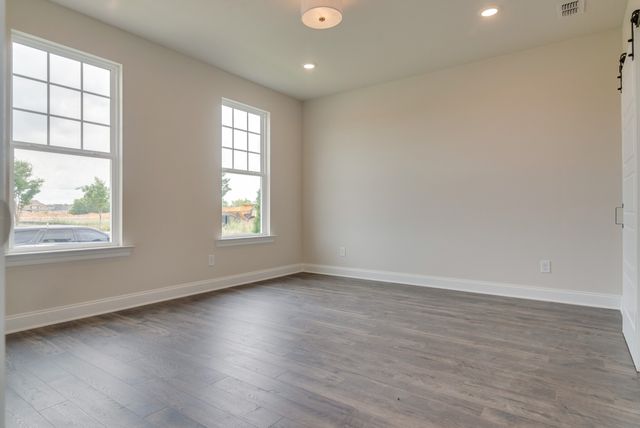 2528 Elmcroft Ave, Murfreesboro, TN 37128