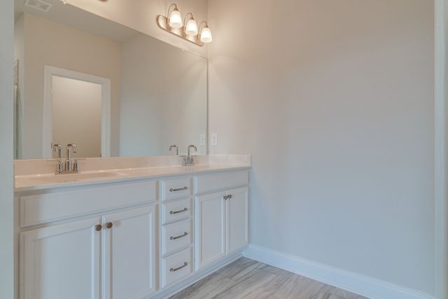 2528 Elmcroft Ave, Murfreesboro, TN 37128