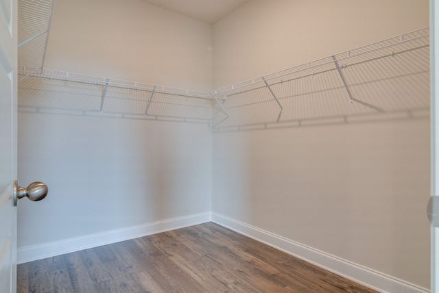 2528 Elmcroft Ave, Murfreesboro, TN 37128