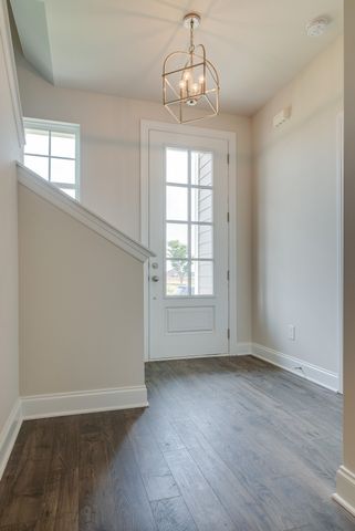 2528 Elmcroft Ave, Murfreesboro, TN 37128