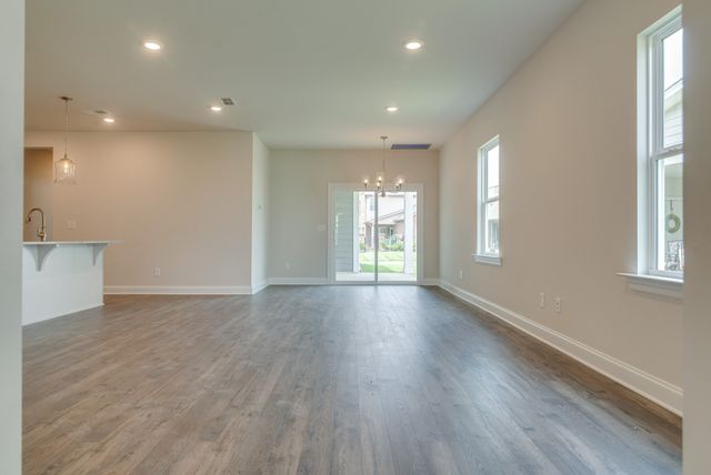 2528 Elmcroft Ave, Murfreesboro, TN 37128