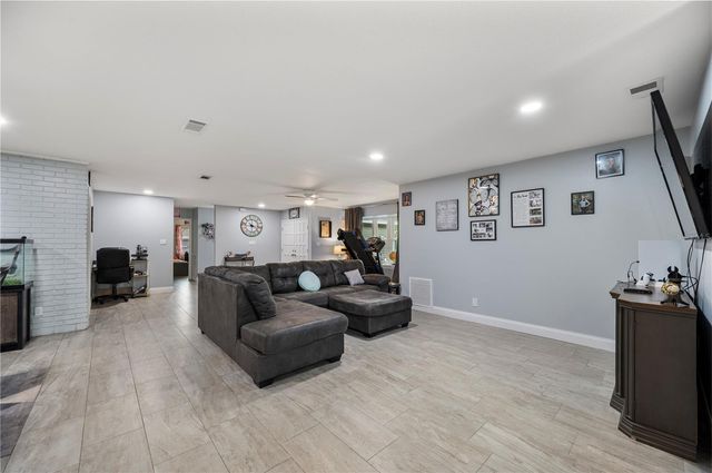 1123 KNIGHTS PLACE, Lakeland, FL 33813