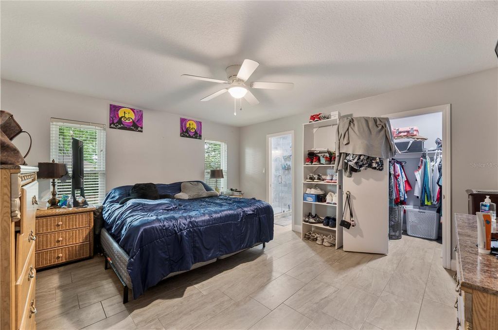 Image 22 of property listing at 1123 KNIGHTS PLACE, Lakeland, FL 33813