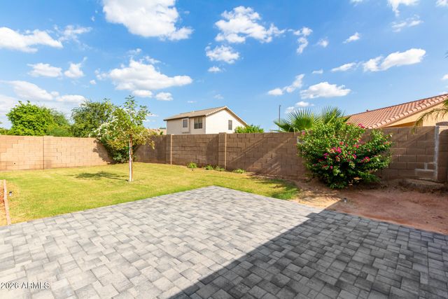 1851 E CARLA VISTA Drive, Gilbert, AZ 85295