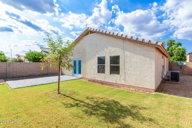 1851 E CARLA VISTA Drive, Gilbert, AZ 85295