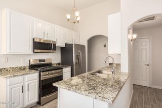 1851 E CARLA VISTA Drive, Gilbert, AZ 85295