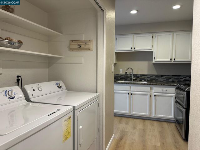 402 Olympus 7, Hercules, CA 94547