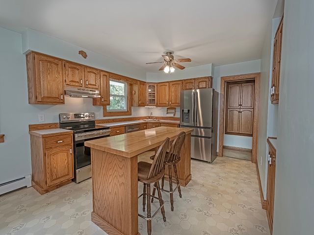 353 Thompson Hill Rd, Independence, PA 15001