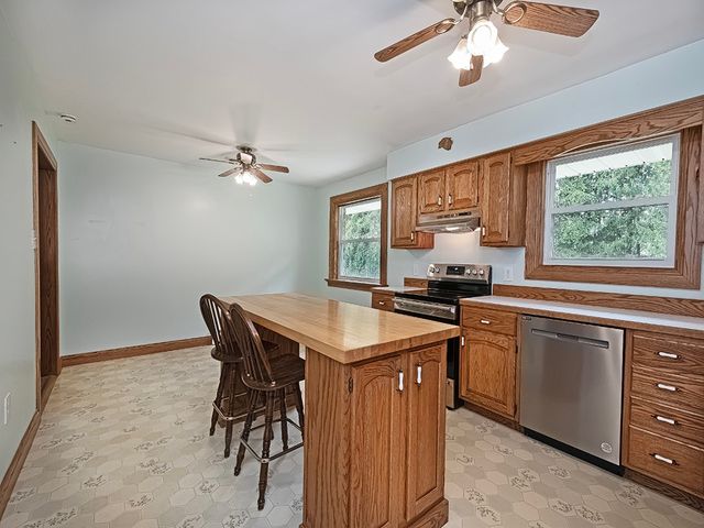 353 Thompson Hill Rd, Independence, PA 15001