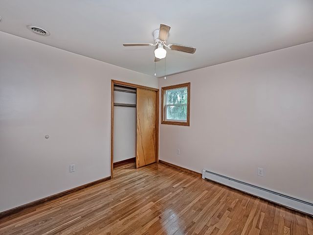 353 Thompson Hill Rd, Independence, PA 15001