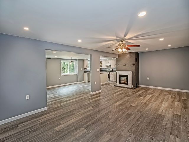 353 Thompson Hill Rd, Independence, PA 15001