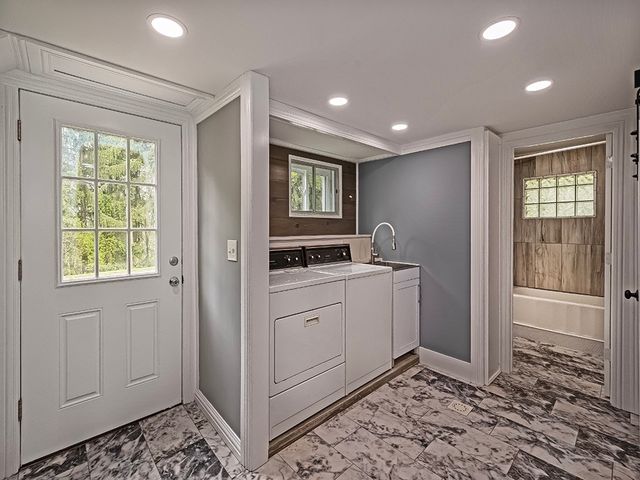 353 Thompson Hill Rd, Independence, PA 15001