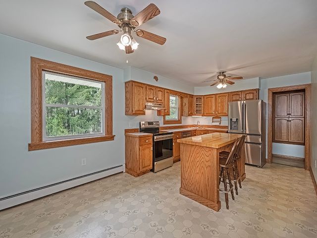353 Thompson Hill Rd, Independence, PA 15001
