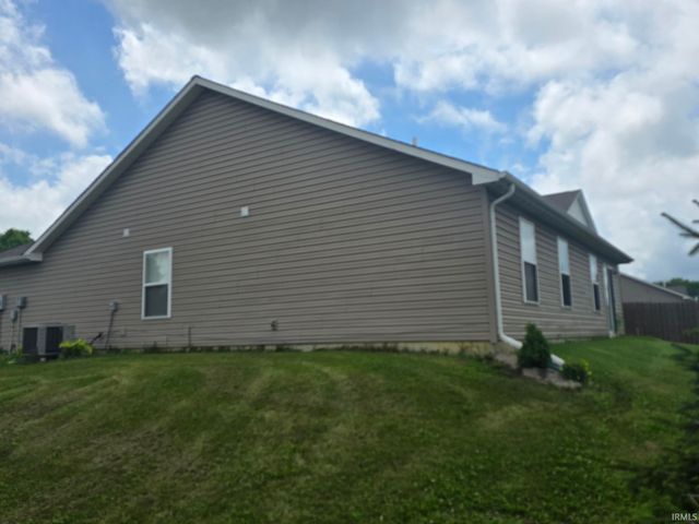616 Rocky Meadow Drive, Greenwood, IN 46143