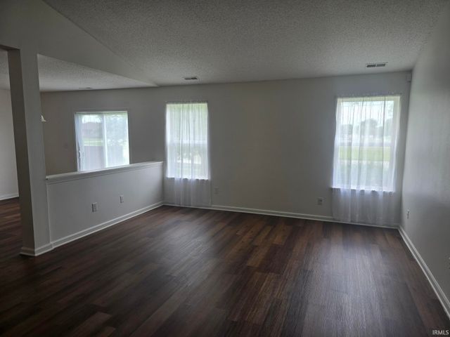 616 Rocky Meadow Drive, Greenwood, IN 46143