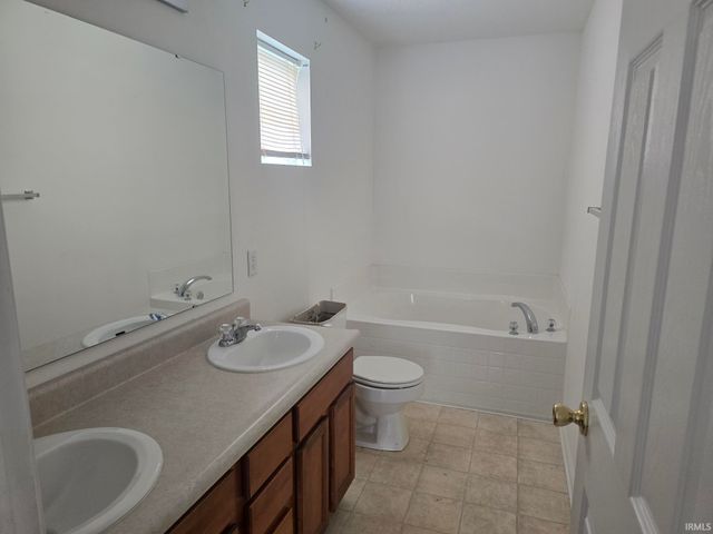 616 Rocky Meadow Drive, Greenwood, IN 46143