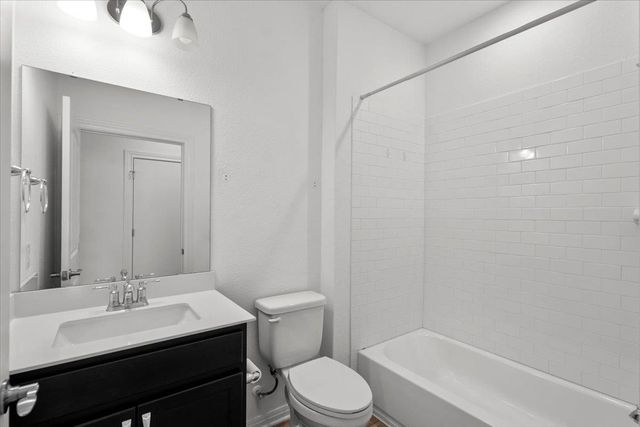 813 Saratoga LN, Georgetown, TX 78633