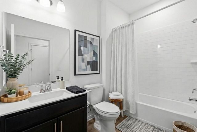 813 Saratoga LN, Georgetown, TX 78633