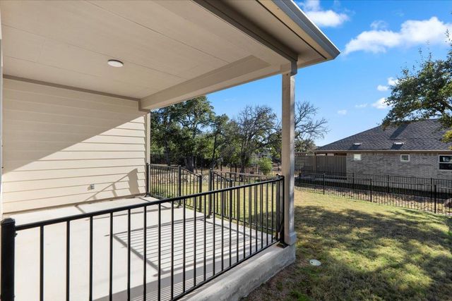 813 Saratoga LN, Georgetown, TX 78633