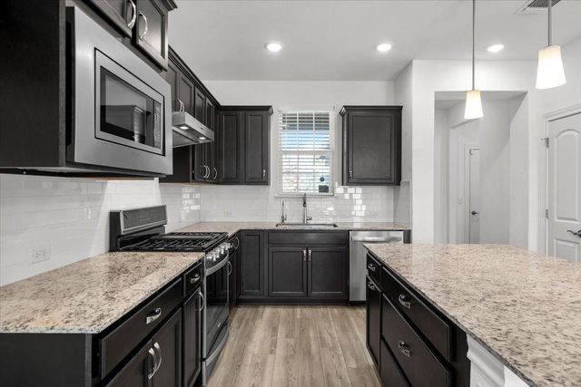 813 Saratoga LN, Georgetown, TX 78633