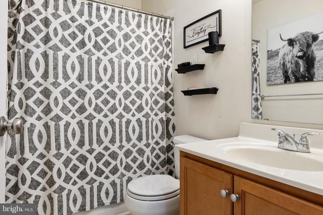 136 CEDARFIELD DR, Gettysburg, PA 17325