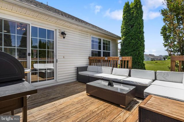 136 CEDARFIELD DR, Gettysburg, PA 17325