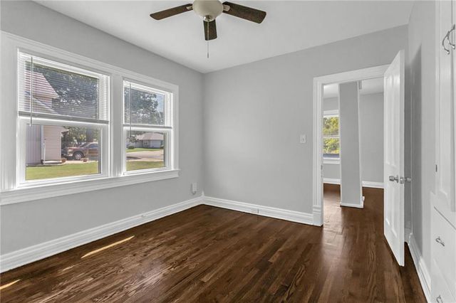 406 Forest Avenue, Lee's Summit, MO 64063