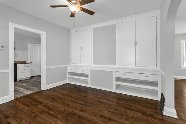 406 Forest Avenue, Lee's Summit, MO 64063