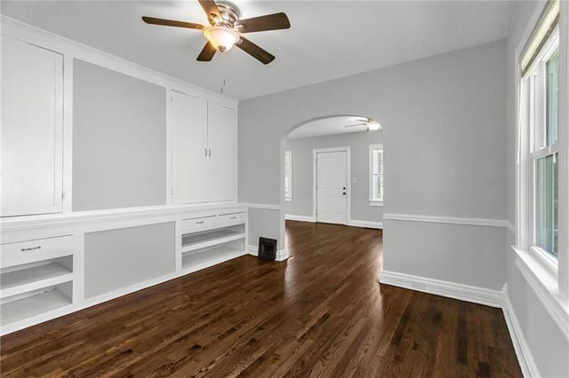 406 Forest Avenue, Lee's Summit, MO 64063