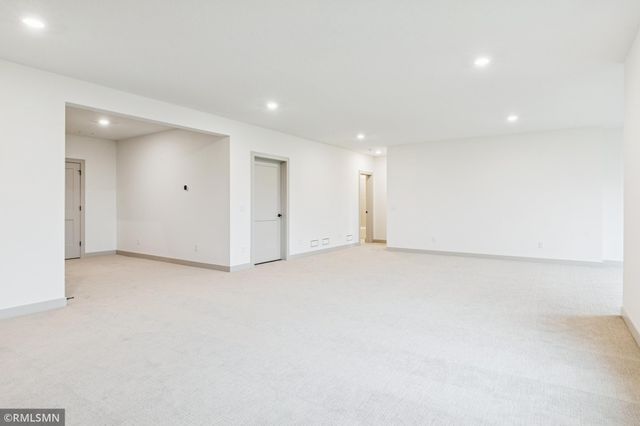 5042 Airlake Draw, Woodbury, MN 55129