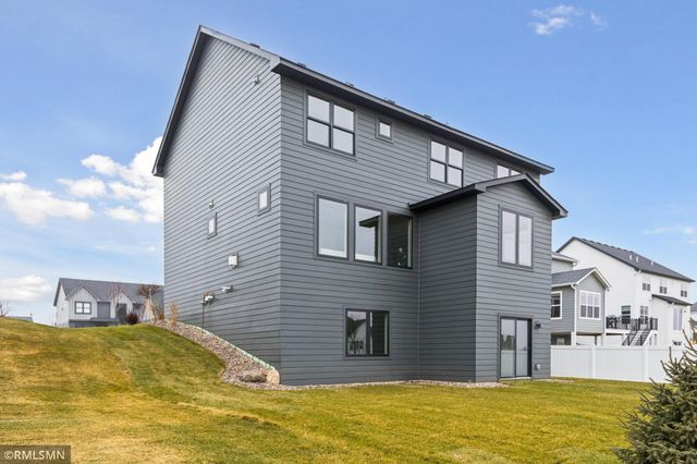 5042 Airlake Draw, Woodbury, MN 55129